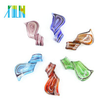 MC0019 Venta caliente Mix Color Twisted Lampwork colgantes de cristal 12pcs / box